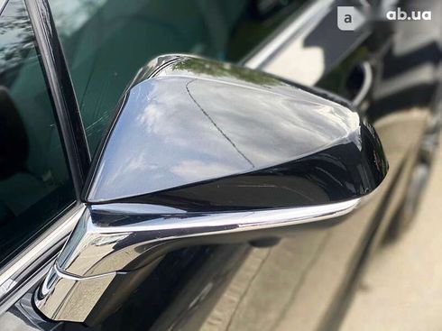 Lexus RX 2019 - фото 16