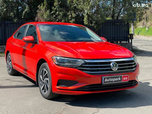 Volkswagen Jetta 2020 оранжевый - фото 4