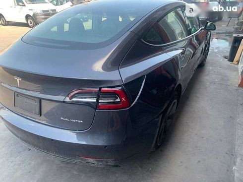 Tesla Model 3 2021 - фото 3