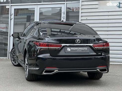 Lexus LS 2018 - фото 8