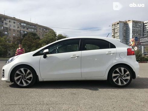 Kia Rio 2016 - фото 8