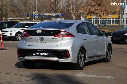 Hyundai Ioniq 2019 - фото 7