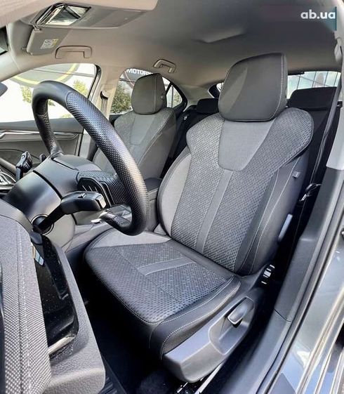 Skoda Octavia 2023 - фото 24