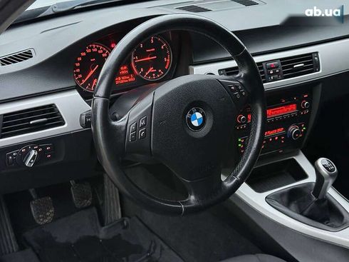 BMW 3 серия 2010 - фото 30