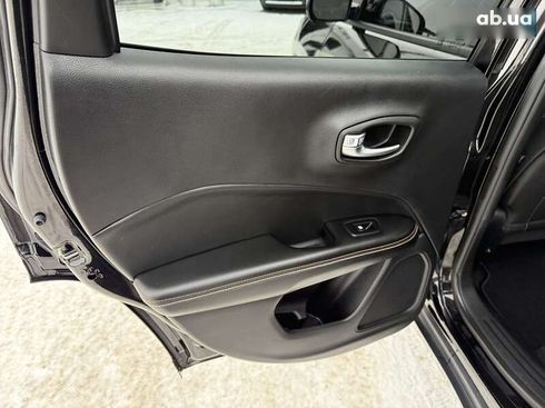 Jeep Compass 2018 - фото 10