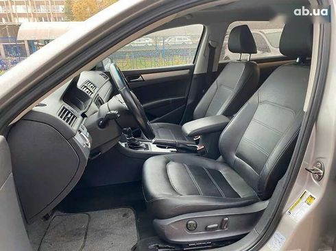 Volkswagen Passat 2013 - фото 17