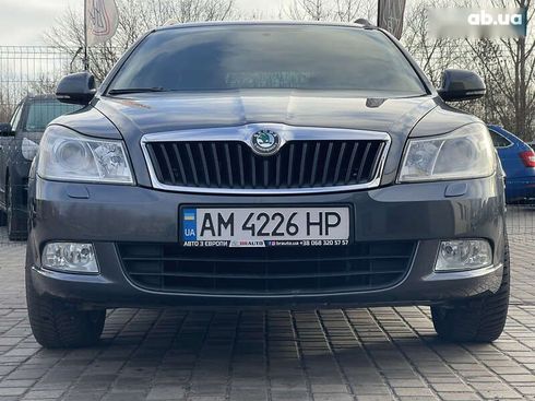 Skoda Octavia 2011 - фото 4