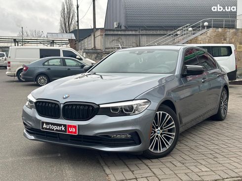 BMW 5 серия 2017 серый - фото 1