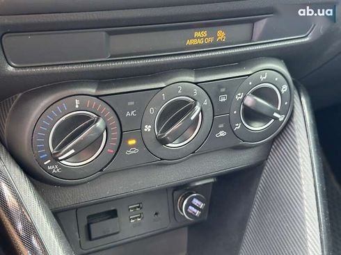 Toyota Yaris 2017 - фото 22