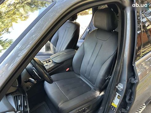 BMW X5 2018 - фото 28