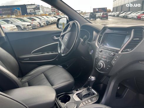 Hyundai Grand Santa Fe 2019 белый - фото 22