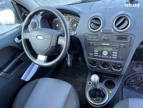 Ford Fusion 2011 белый - фото 34