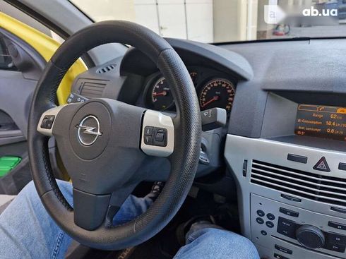 Opel Astra 2008 - фото 13