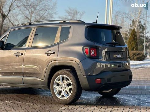 Jeep Renegade 2018 - фото 12