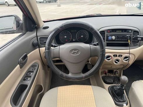 Hyundai Accent 2010 - фото 14