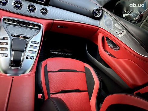 Mercedes-Benz AMG GT 4 2020 - фото 19