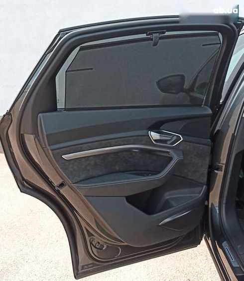 Audi Q4 Sportback e-tron 2020 - фото 19