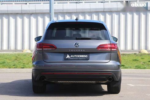 Volkswagen Touareg 2023 - фото 6
