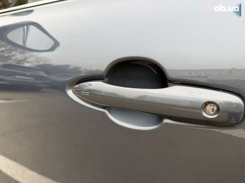 Toyota Venza 2022 - фото 13