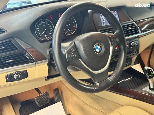 BMW X5 2010 - фото 18