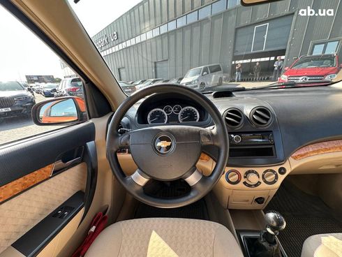 Chevrolet Aveo 2007 оранжевый - фото 23