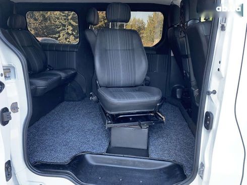 Opel Vivaro 2017 - фото 28