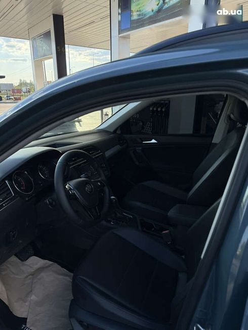 Volkswagen Tiguan 2019 - фото 18