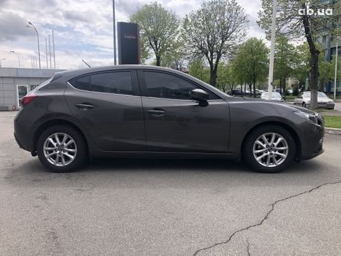 Mazda 3 2016 - фото 8