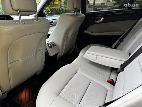 Mercedes-Benz E-Класс 2010 черный - фото 31