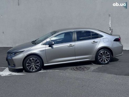 Toyota Corolla 2020 - фото 8