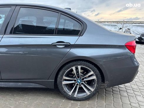 BMW 3 серия 2017 серый - фото 12