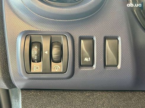 Opel Vivaro 2017 - фото 21
