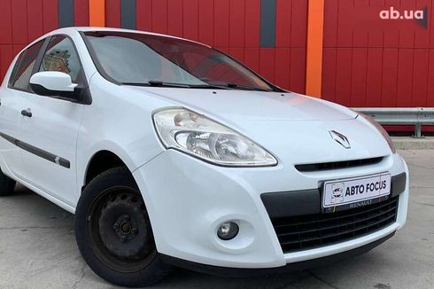 Renault Clio 2012 - фото 2