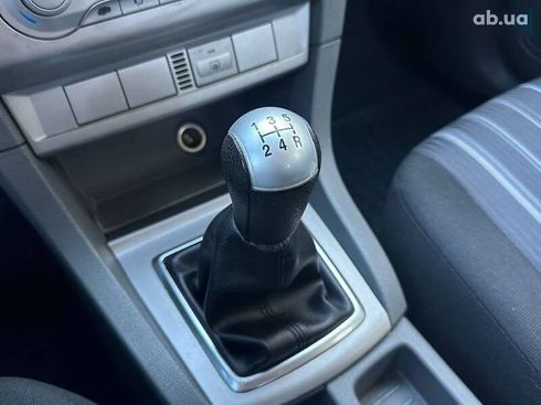 Ford Focus 2009 - фото 25