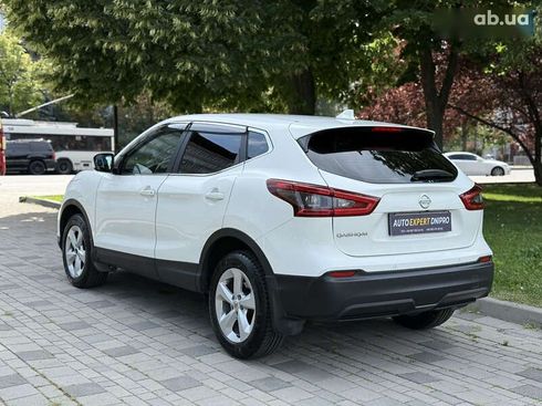 Nissan Qashqai 2018 - фото 18