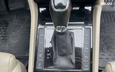 Skoda Superb 2016 - фото 13