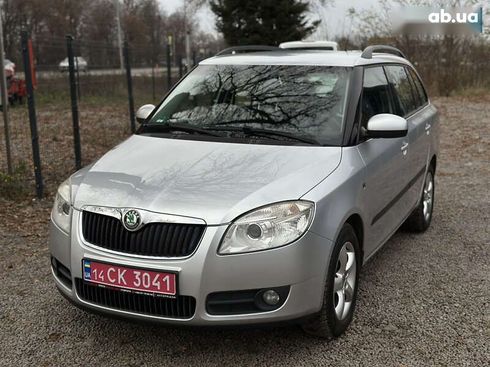 Skoda Fabia 2008 - фото 6