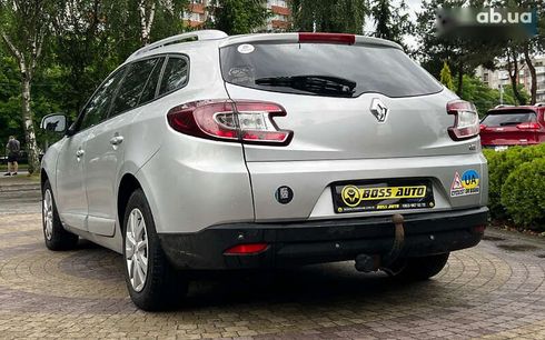 Renault Megane 2013 - фото 8