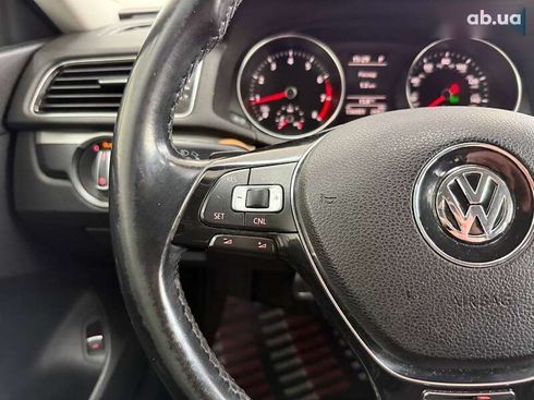 Volkswagen Passat 2017 - фото 28