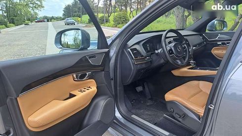 Volvo XC90 2017 - фото 23
