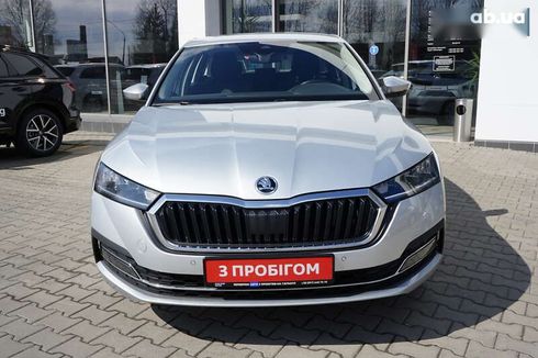Skoda Octavia 2020 - фото 14