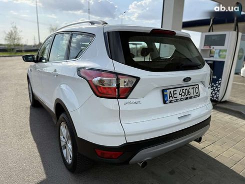 Ford Kuga 2019 - фото 11