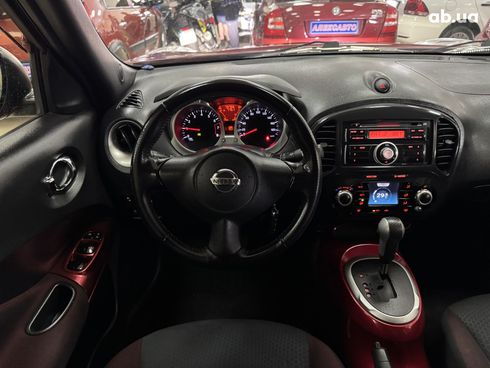 Nissan Juke 2012 вишневый - фото 3