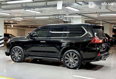 Lexus LX 2018 - фото 20