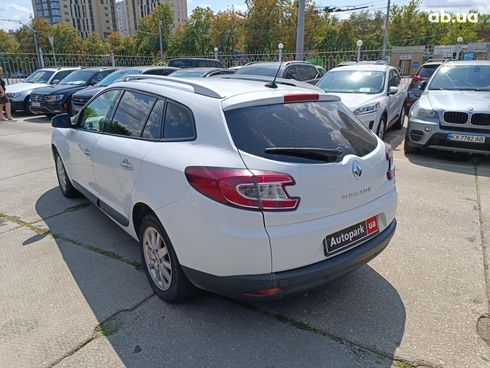 Renault Megane 2010 белый - фото 5