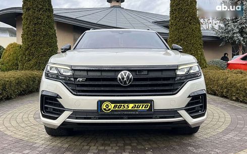 Volkswagen Touareg 2020 - фото 2