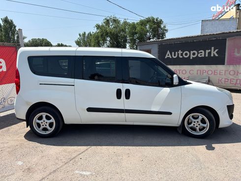 Fiat Doblo 2011 белый - фото 6