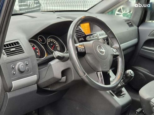 Opel Zafira 2011 - фото 24