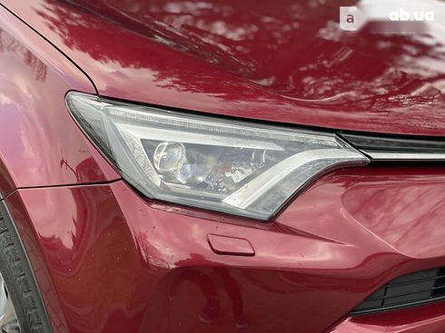 Toyota RAV4 2018 - фото 5