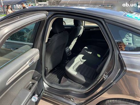 Ford Fusion 2017 - фото 15